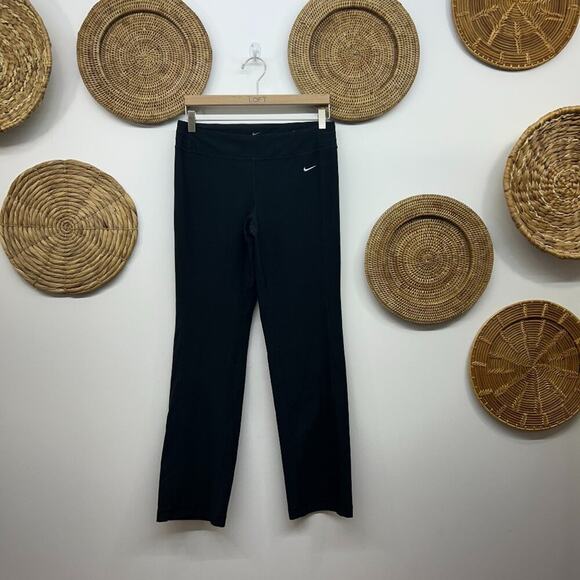 Nike Black Straight Leg Pants Sweats Sweat Pants Activewear Workout Medium - Picture 1 of 6